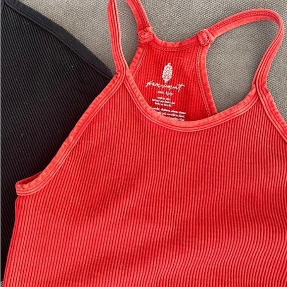 FP Movement happiness runs crop tank - Picture 3 of 4